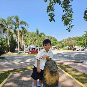 Meet your Posher, Jonathan jose